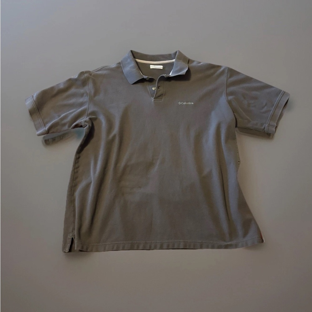 Men’s Columbia large gray polo